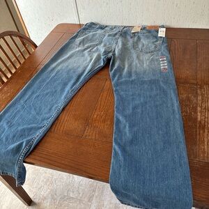 Levi Jeans Mens 42x32 505 Regular Fit Light Wash Distressed Blue Denim Classic